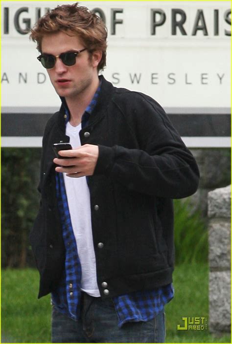 robert pattinson real cell phone number